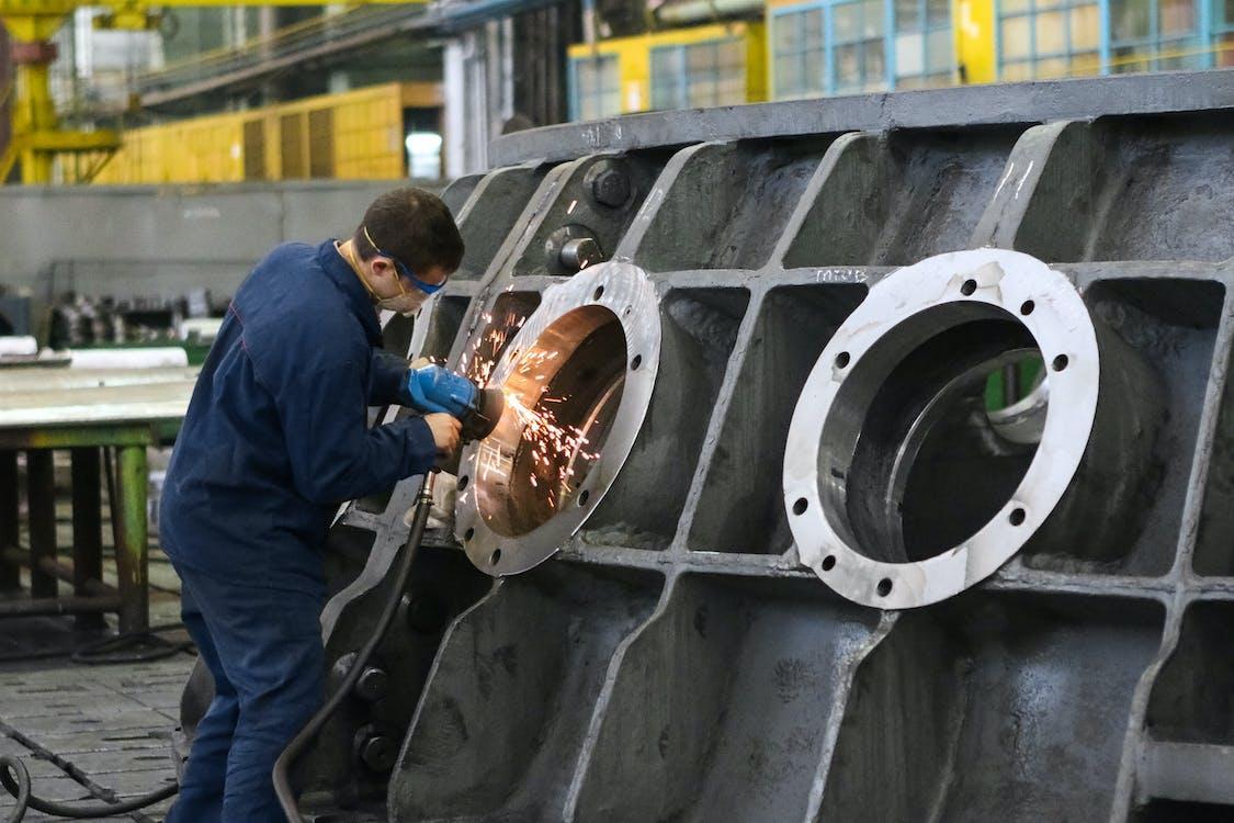 With the Assembly module, you can monitor even manual production – automatically and in real time